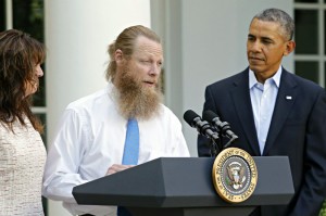 president-barack-obama-watches-as-jami-bergdahl-l-and-bob-bergdahl-c-talk-about-the-release-of-their-son-prisoner-of-war-u-s-army-sergeant-bowe-bergdahl