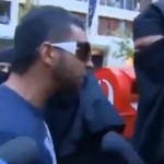 Muslim confonts a Buka-clad Ausie